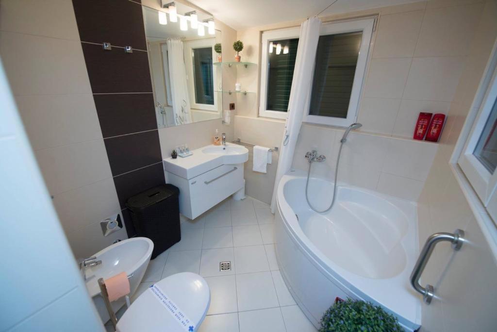 Central Luxury Apartment Xenia Split Dış mekan fotoğraf